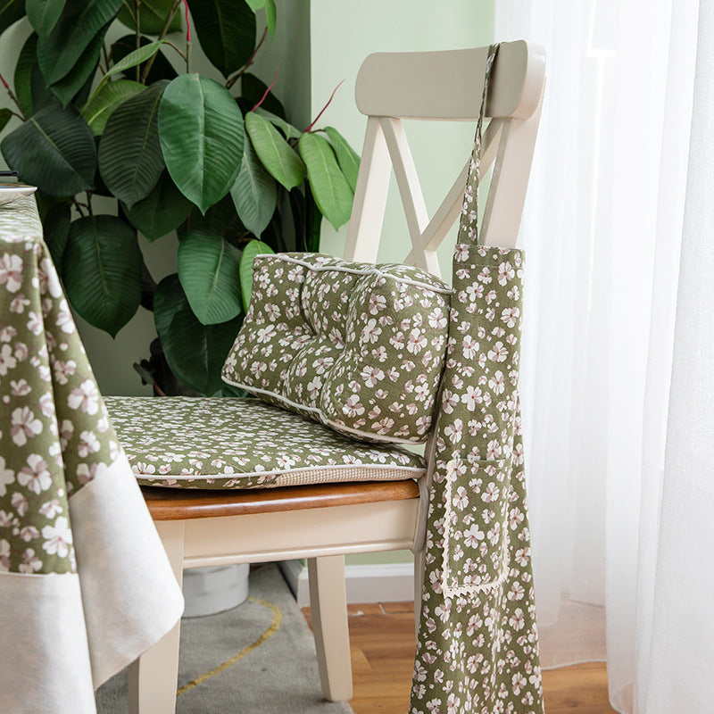 Spring Garden Green and Pink Floral Tablecloths
